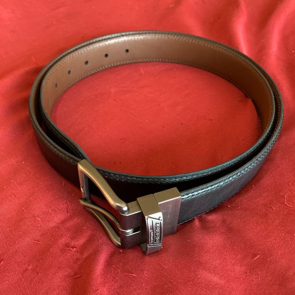Dickies 44" reversible leather belt